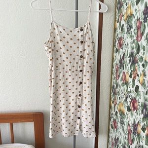 Billabong dress with buttons on the side, size s, mustard yellow dots